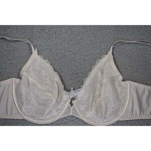 Vassarette Bra 38C Balconette Bra 75117 Luxe Lace Unlined Underwire Bra